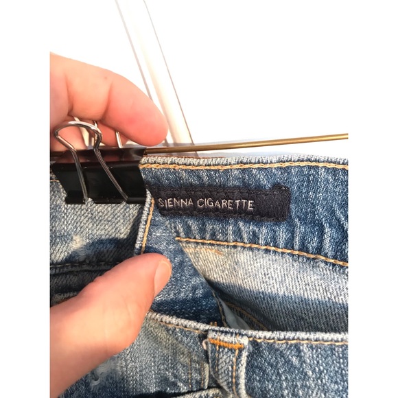 Lucky Brand Ripped Straight Leg Jeans - Picture 4 of 4